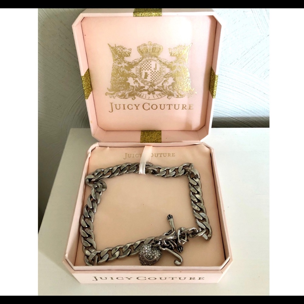 JUICY COUTURE RHINESTONE TOGGLE CLASP NECKLACE
